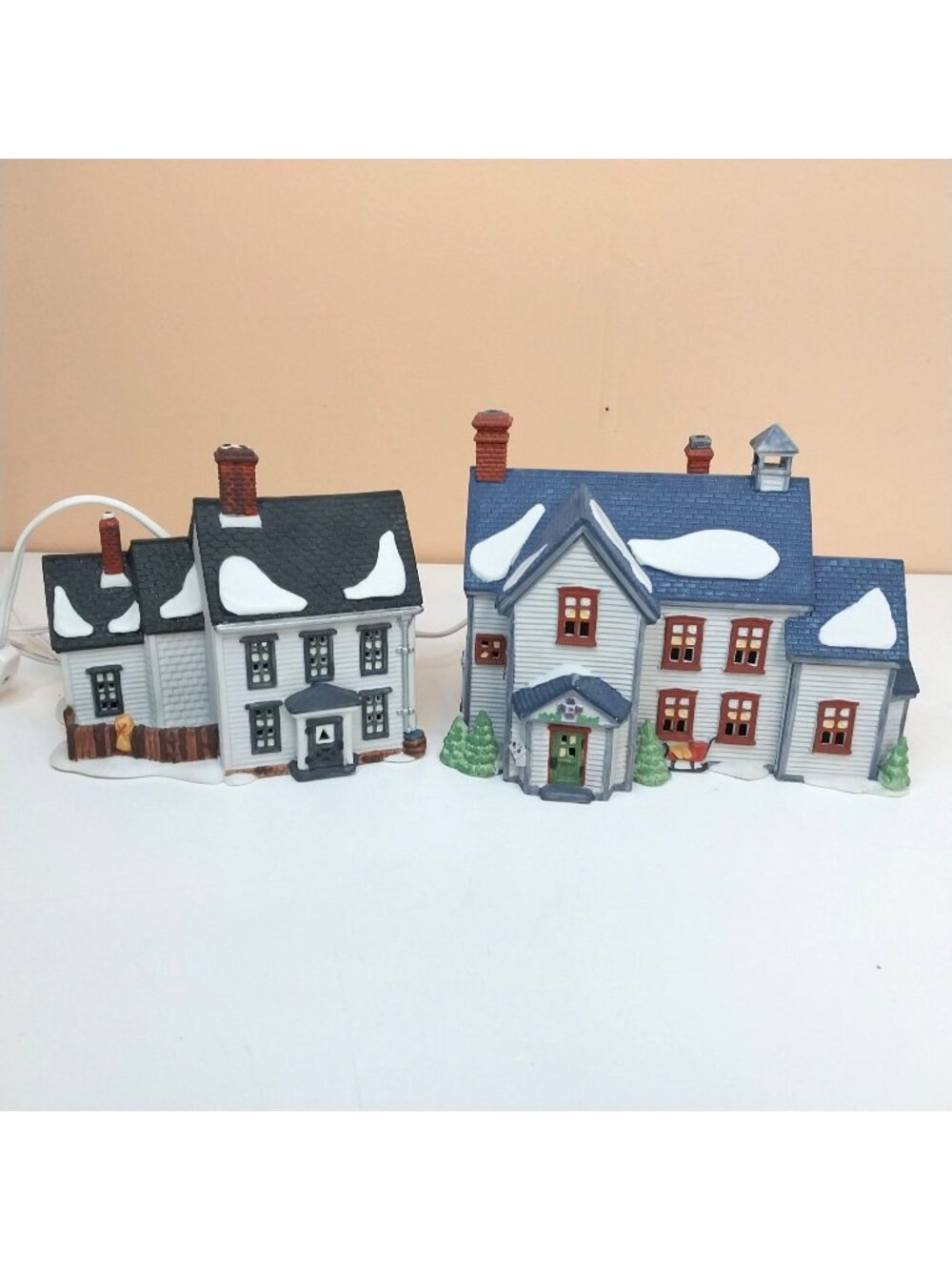 Dept. 56 New England Jannes Mullet Amish Farm House 5943-9 & Penn. Dutch 5648-0